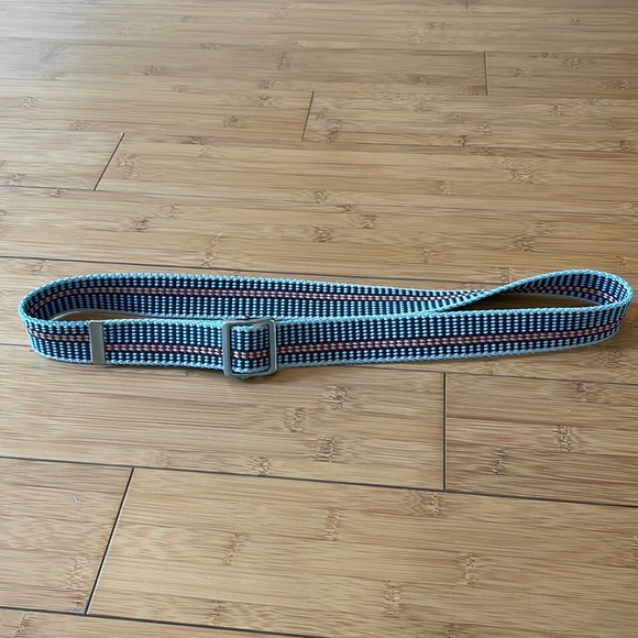 Striped Webbing Belt adjustable metal buckle blue/red/cream canvas belt - Picture 5 of 10